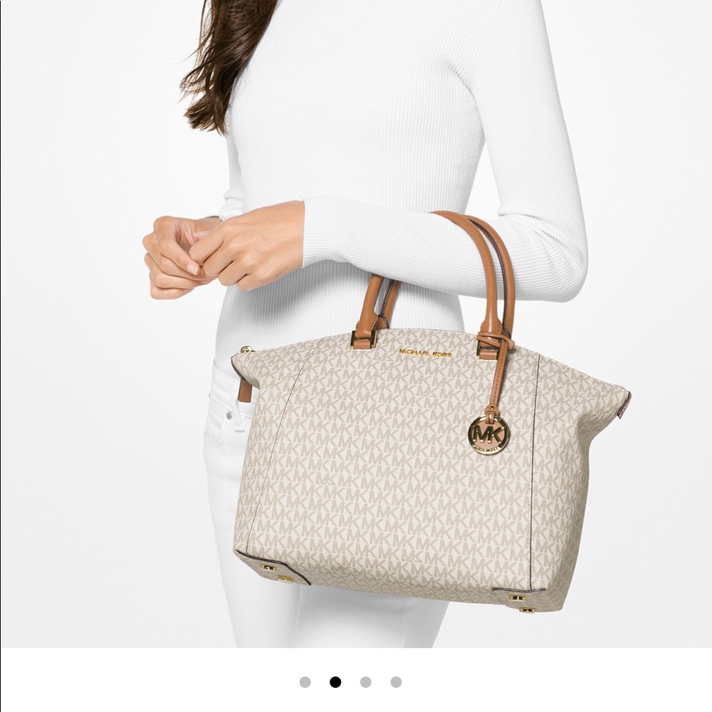 Nice satchel RILEY style